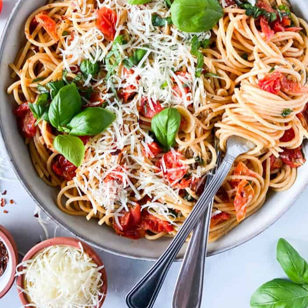 Hands-On Class - Tomatoes, Basil and Prosciutto Pasta