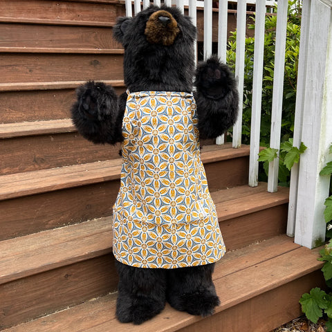 New Wing Studio- Kid's Apron More Bees Please