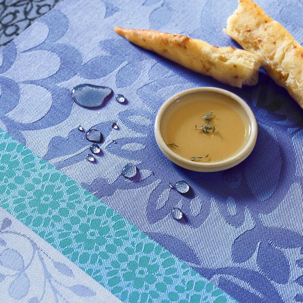 Le Jacquard Français- Provence Lavender Coated Cotton Tablecloth (69X126)