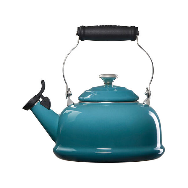 Le Creuset- Whistling Kettle Caribbean
