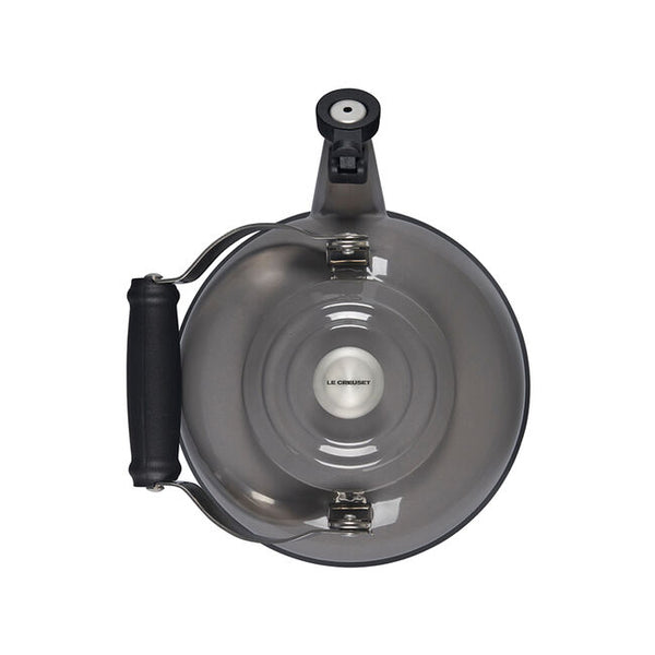 Le Creuset- Whistling Kettle Oyster