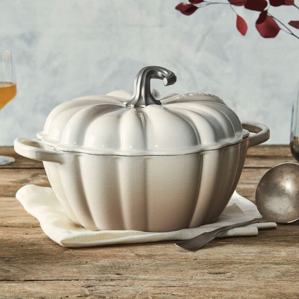 Le Creuset Pumpkin Cocotte - Meringue